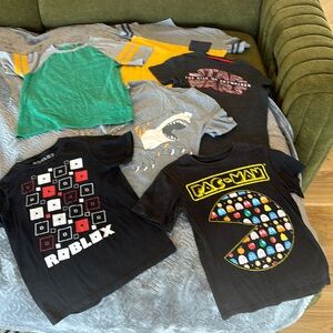 💙 Bundle of 6 Boys T-shirts 💙